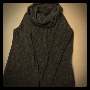 Size small petite and Taylor turtleneck gray